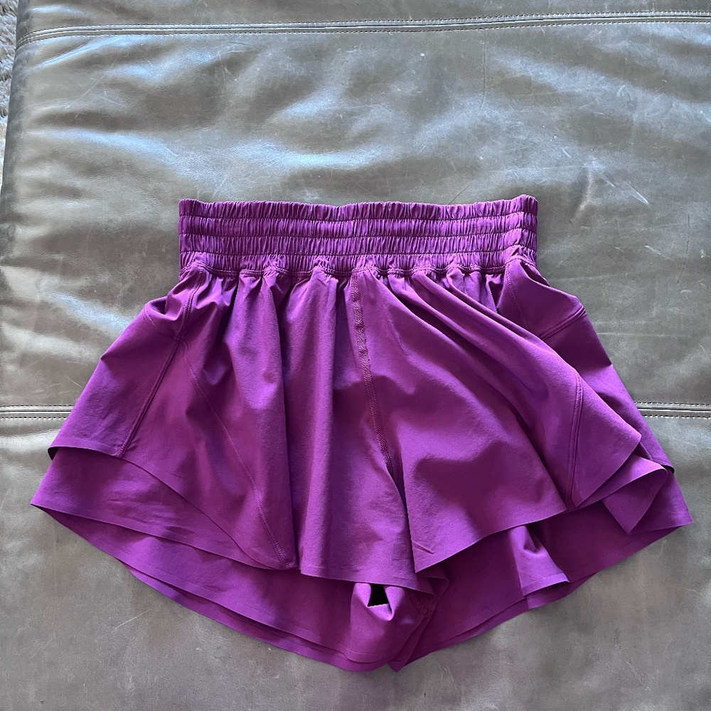 Lululemon Shake it out high rise short XS